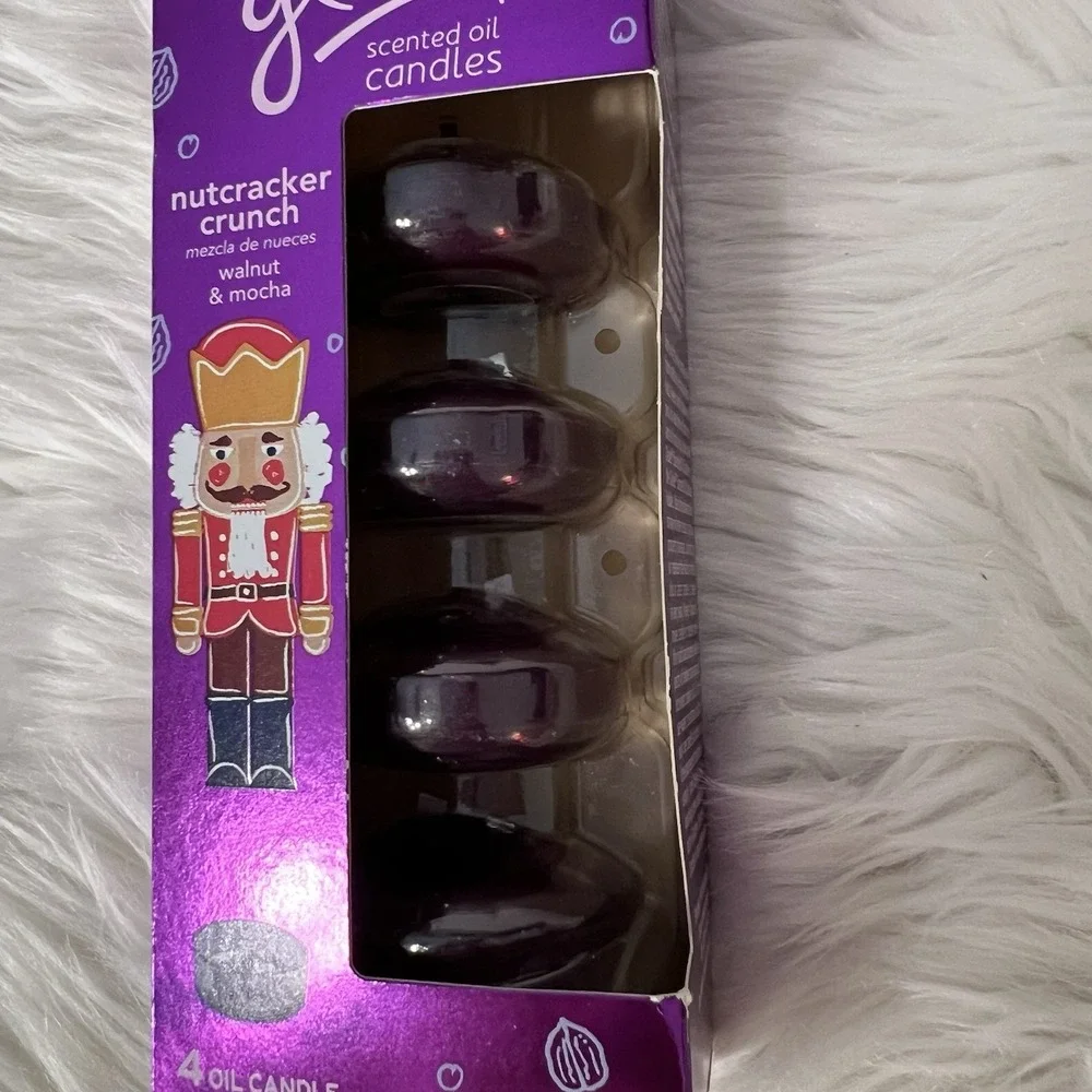 4 Glade Scented Oil Candle Refills‎ Nutcracker Crunch Walnut Mocha Retired NOS